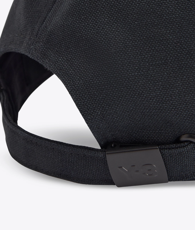 LOGO CAP