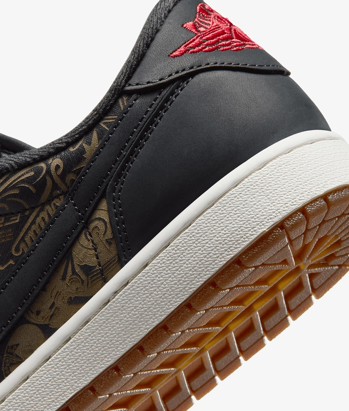 AIR JORDAN 1 RETRO LOW OG "LASER"