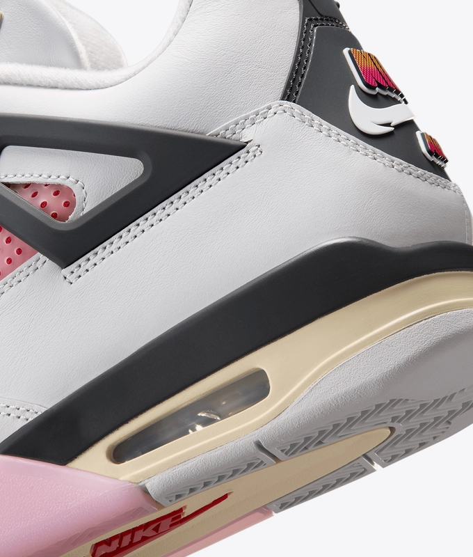 AIR JORDAN 4 RETRO