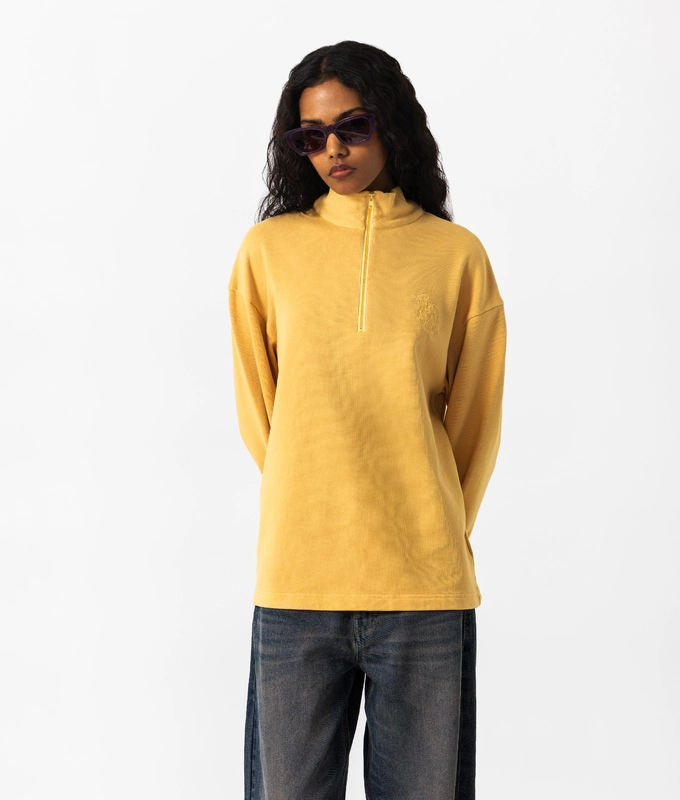 ESSENTIALS QUARTER ZIP SWEATSHIRT
