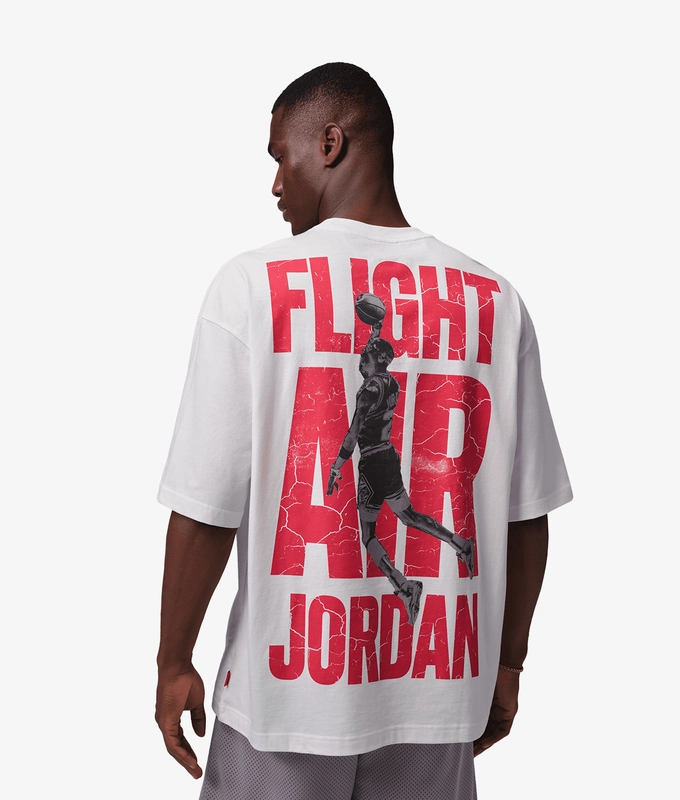 FLIGHT GRAPHIC TSHIRT