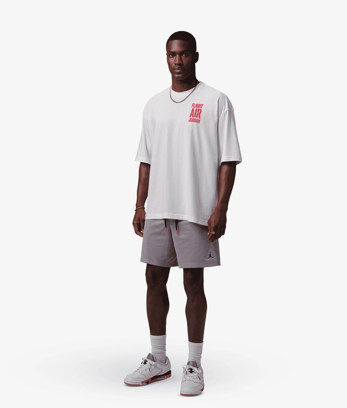 FLIGHT GRAPHIC TSHIRT
