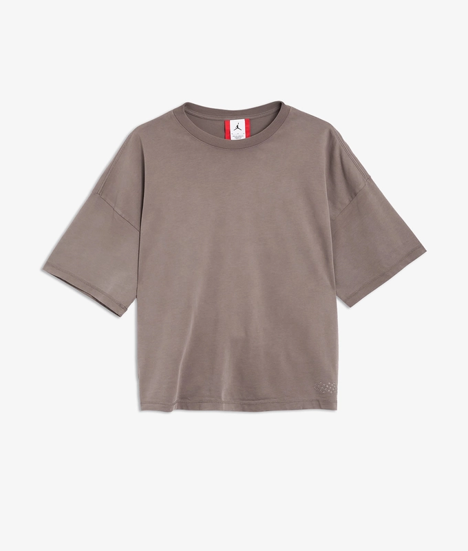ESSENTIALS TEE
