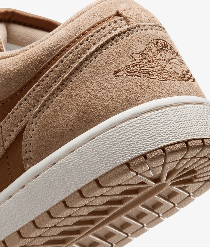 AIR JORDAN 1 LOW