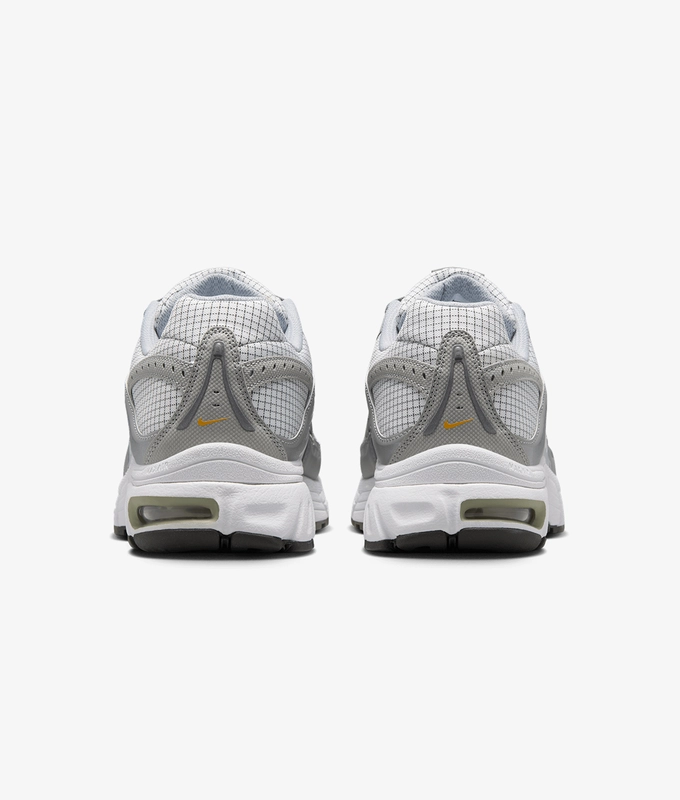 AIR MAX MOTO 2K