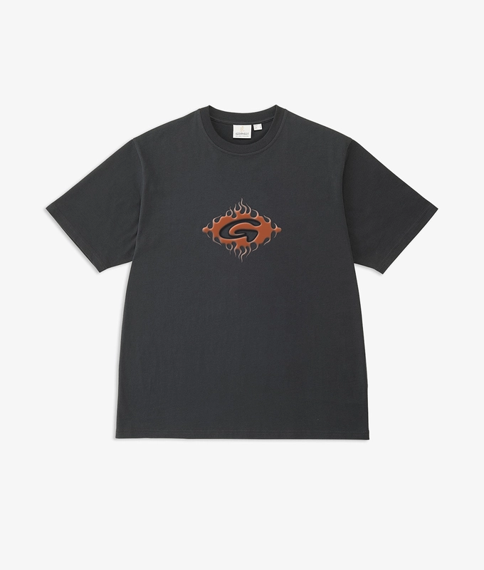 FLAMES GRAPHIC TEE