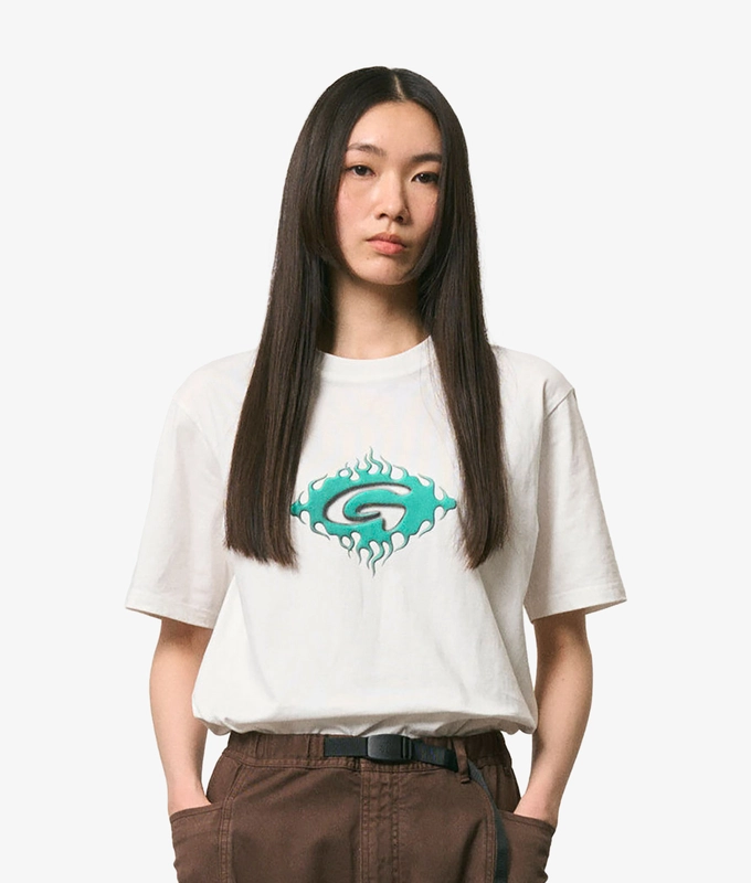FLAMES GRAPHIC TEE