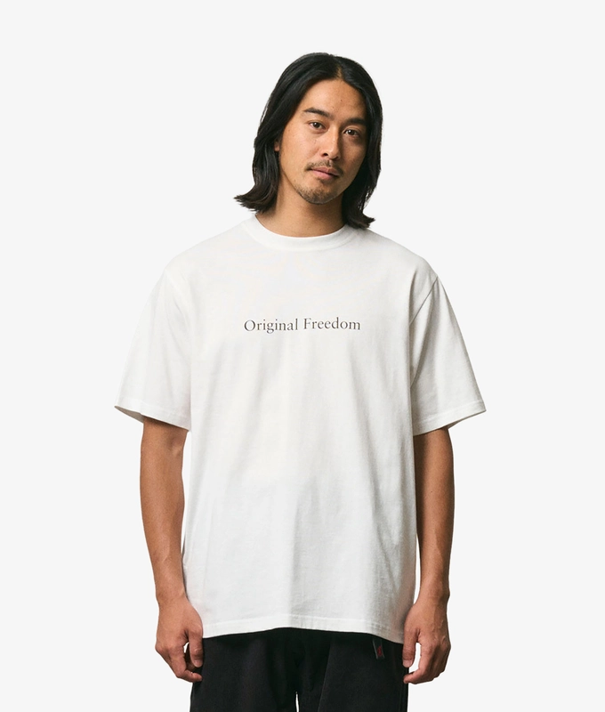VASE GRAPHIC TEE