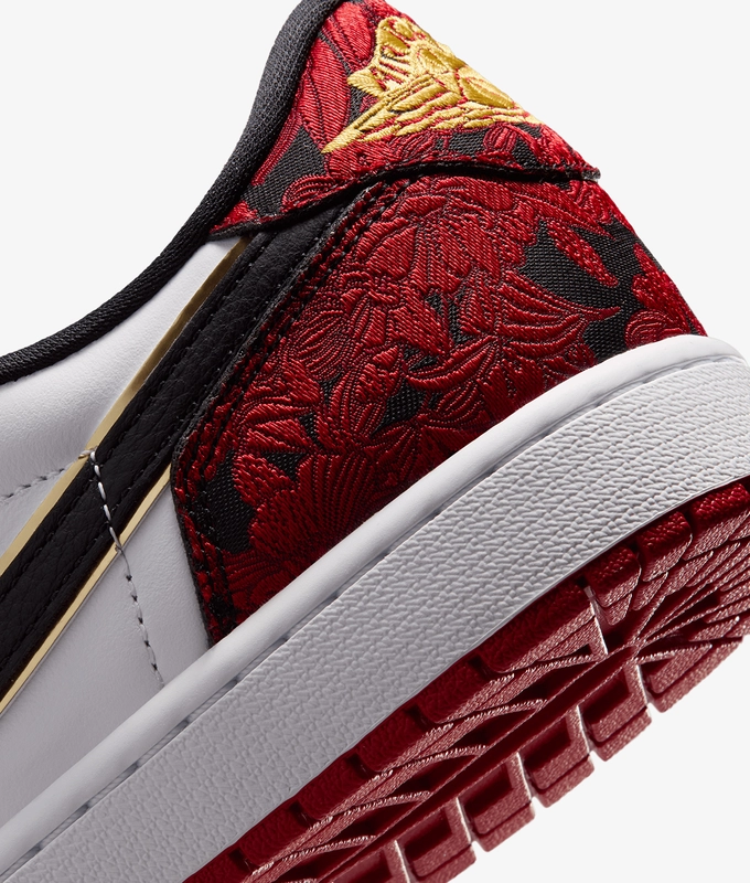 AIR JORDAN 1 RETRO LOW OG "LAST DANCE IN THE GARDEN"