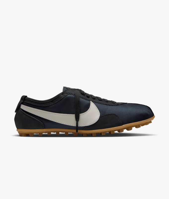 MOON SHOE