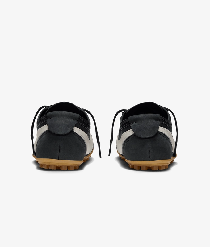 MOON SHOE