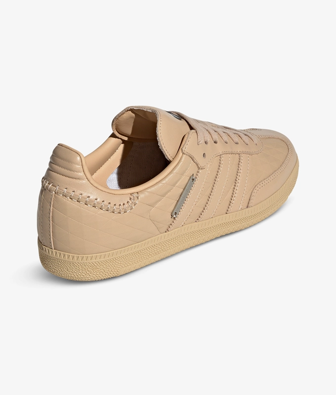 SAMBA OG MERCEDES