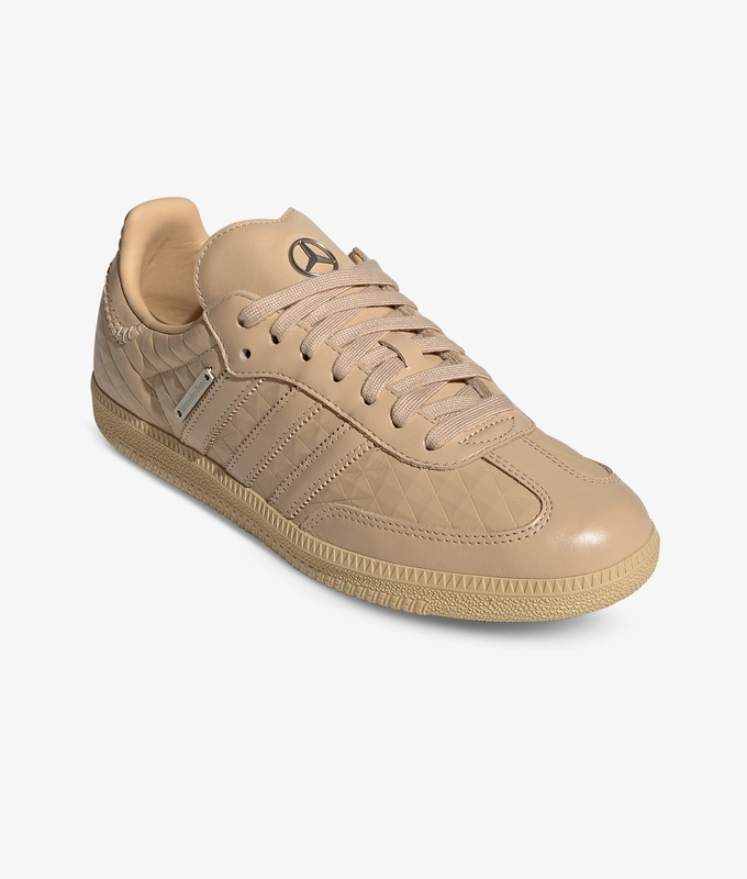 SAMBA OG MERCEDES