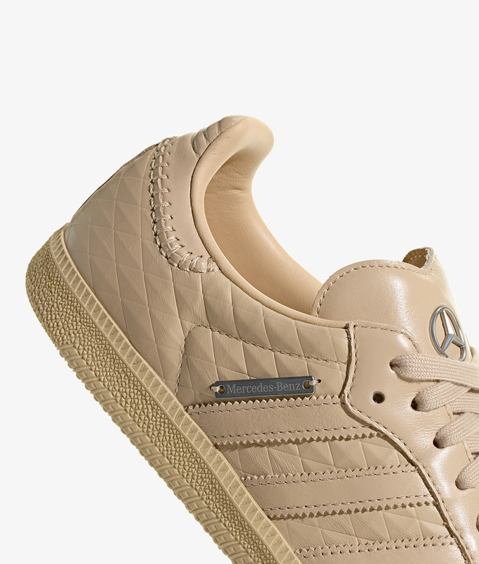 SAMBA OG MERCEDES