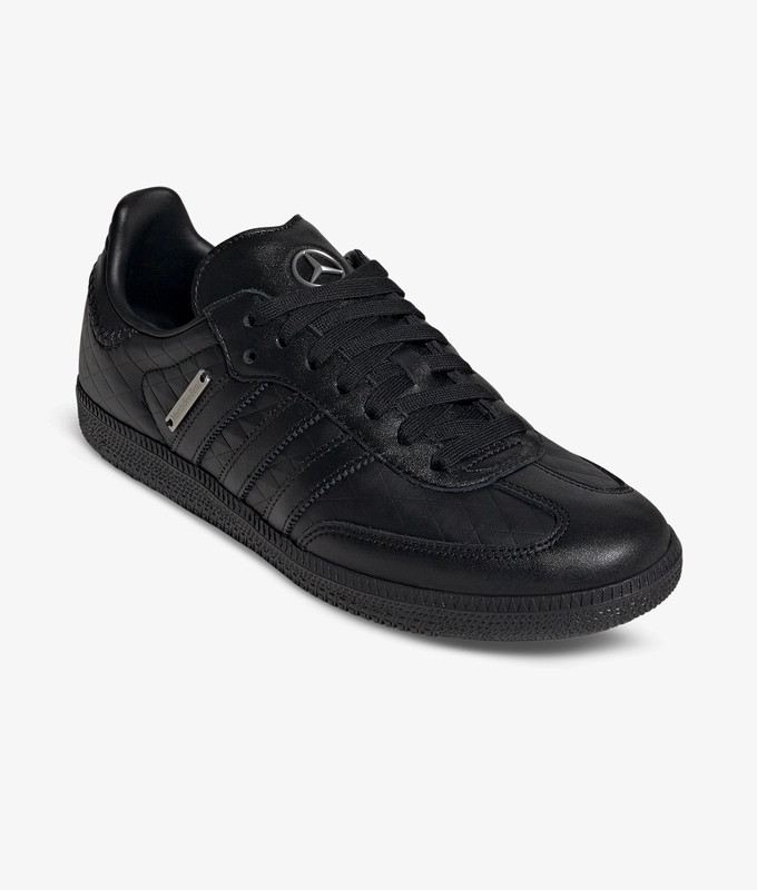 SAMBA OG MERCEDES