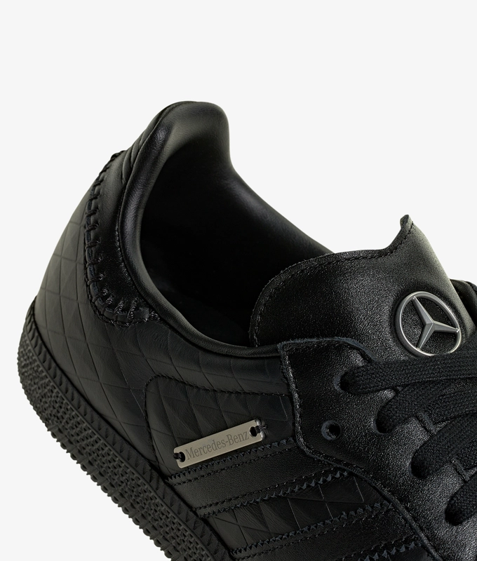 SAMBA OG MERCEDES