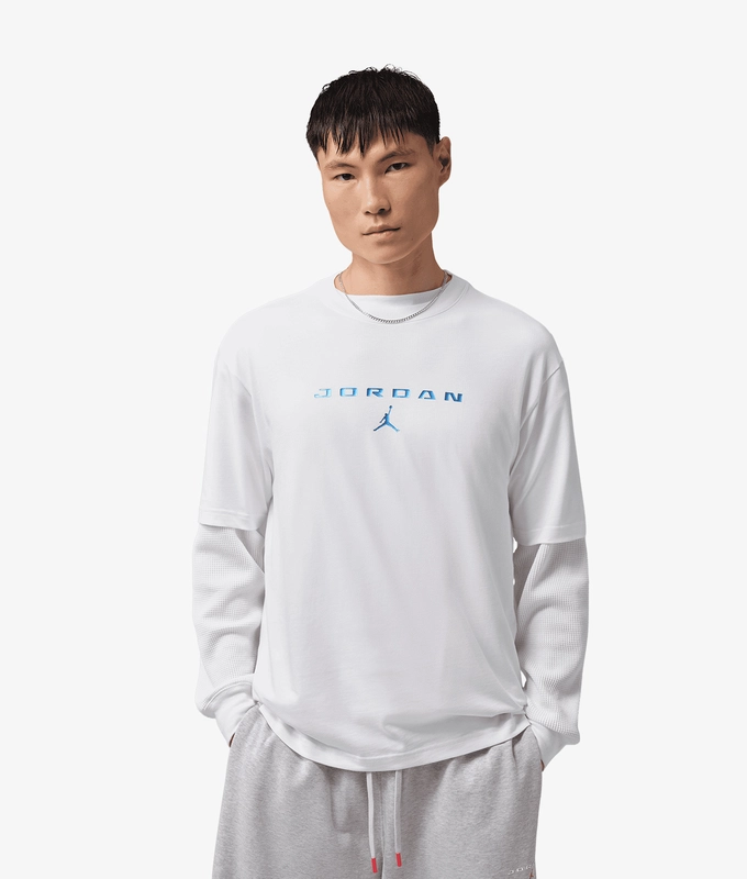 FLIGHT 85 MOUNTAINSIDE T-SHIRT