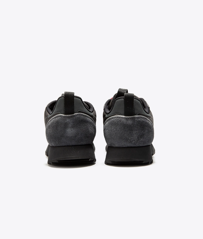 CL LEATHER RIPPLE TRAIL 'TRGRY8/BLACK/PANTON'