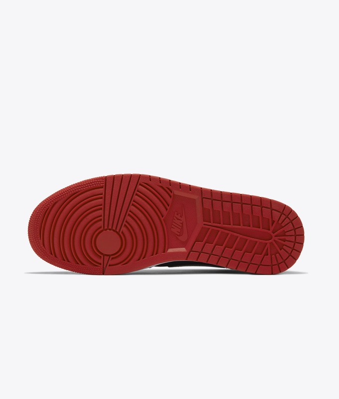 AIR JORDAN 1 MID
