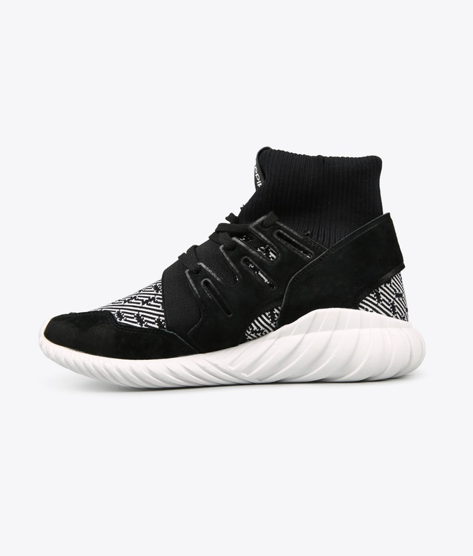 TUBULAR DOOM Primeknit 'CBLACK/CBLACK/VINWHT'