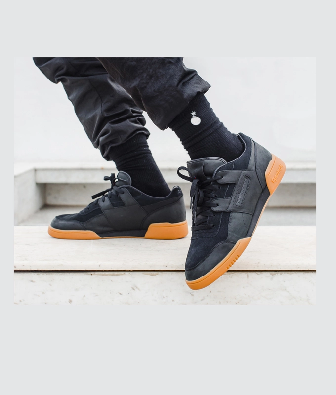 WORKOUT PLUS X THE HUNDREDS 'BLACK/RED RUSH/COLLEGIATE NAVY/WHITE