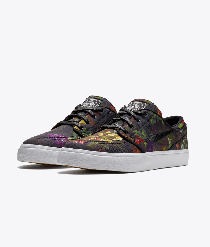 SB ZOOM STEFAN JANOSKI CANVAS 'FLORAL/BLACK'