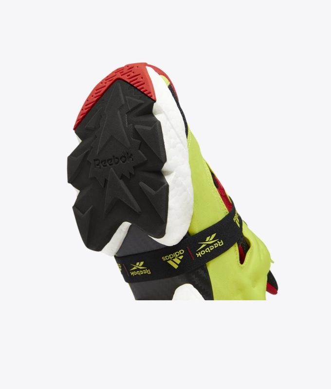 INSTAPUMP FURY BOOST 'BLACK / HYPERGREEN / RBK RED'