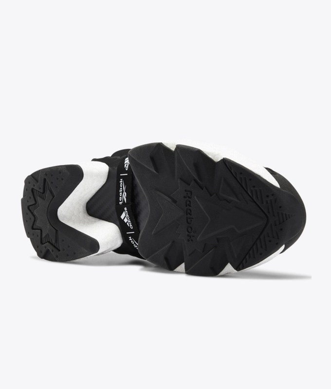 INSTAPUMP FURY BOOST 'BLACK / WHITE / PANTONE'