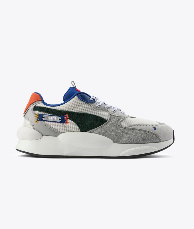 RS 98 Ader Error 'Whisper White-Surf The Web'