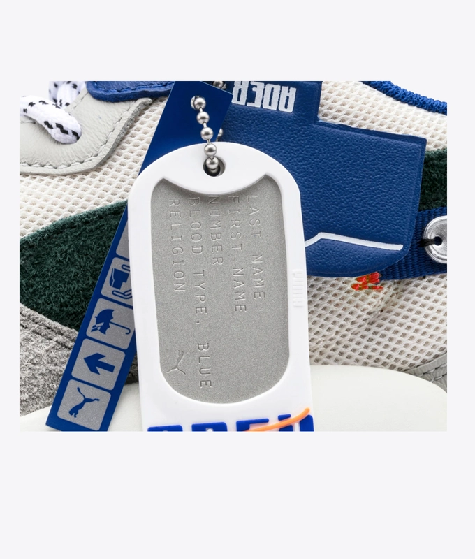 RS 98 Ader Error 'Whisper White-Surf The Web'