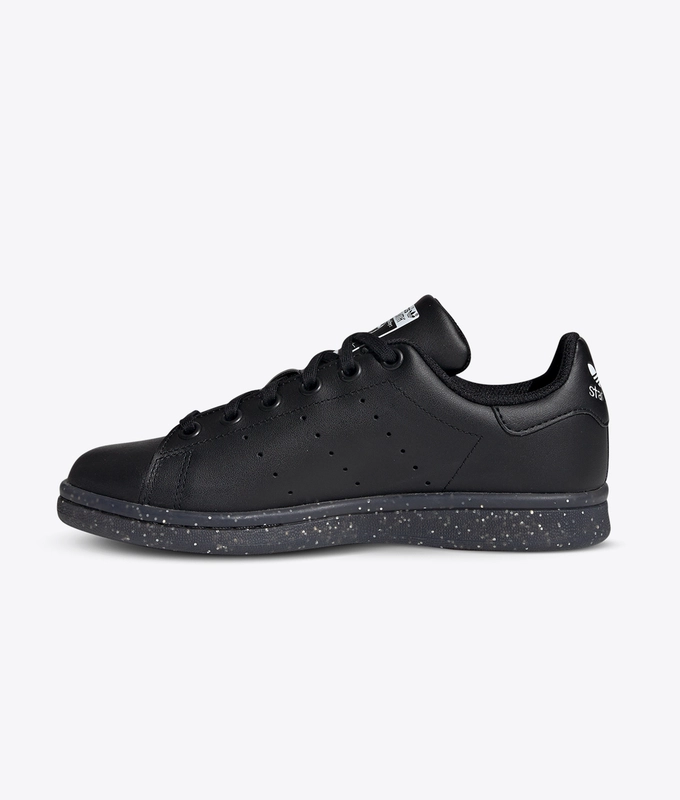 STAN SMITH J 'CORE BLACK/CORE BLACK/FTWR WHITE'