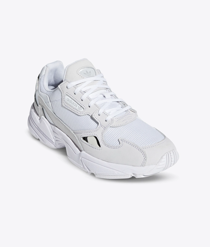 FALCON W 'FTWWHT/FTWWHT/CRYWHT'