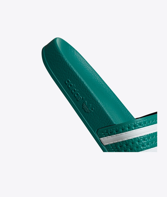 ADILETTE 'glory green/ftwr white/glory green'