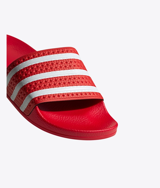 ADILETTE 'lush red/ftwr white/lush red'