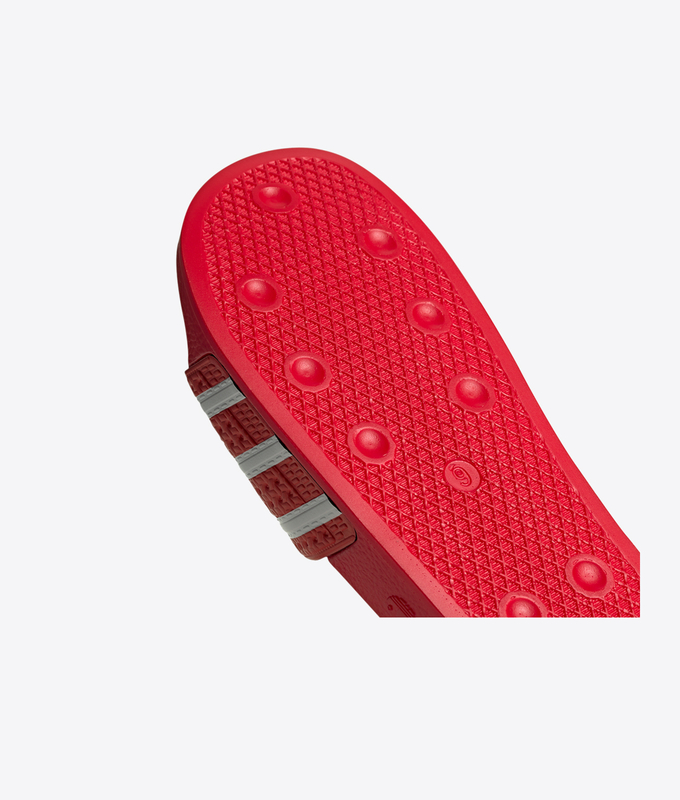 ADILETTE 'lush red/ftwr white/lush red'