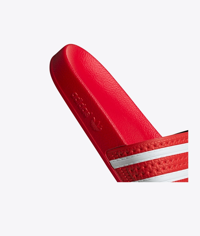 ADILETTE 'lush red/ftwr white/lush red'