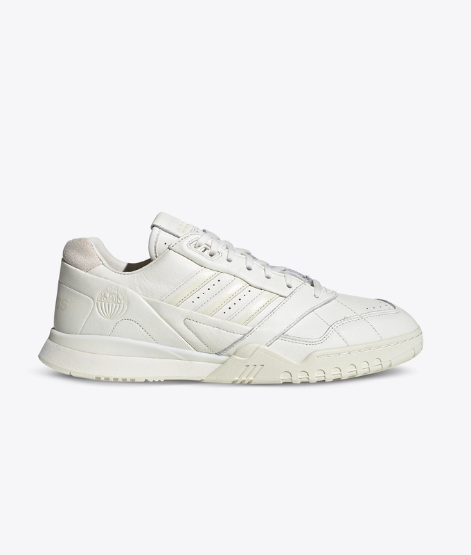 AR TRAINER 'off white/off white/off white'