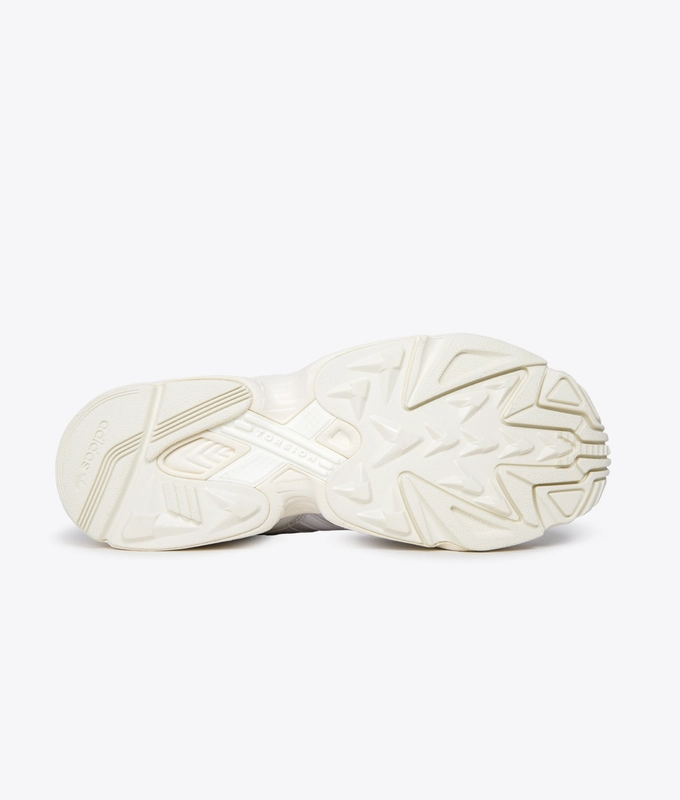 YUNG-96 'WHITE/CRYSTAL WHITE'