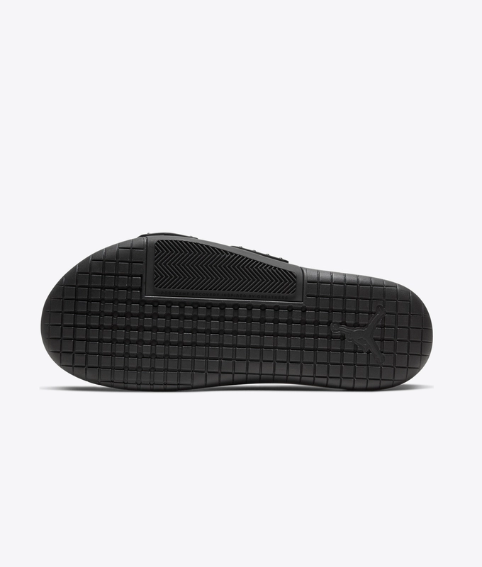 JORDAN HYDRO 8 'BLACK/BLACK'