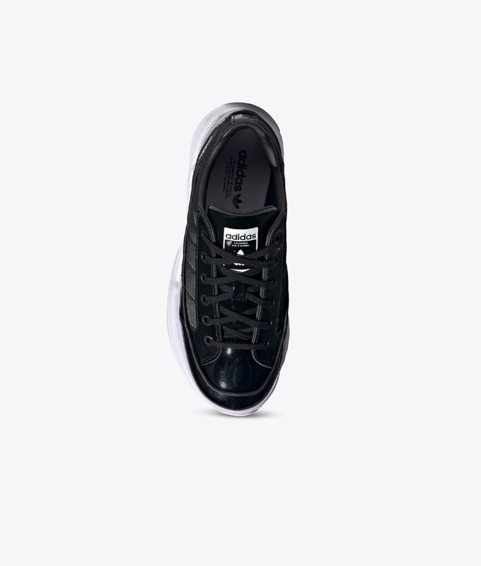 KIELLOR W 'CBLACK/CBLACK/PRPTNT'