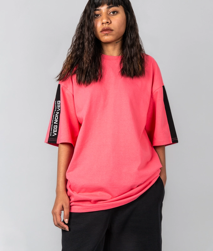 SLEEVE PANEL EMBROIDERED T-SHIRT 'PINK'