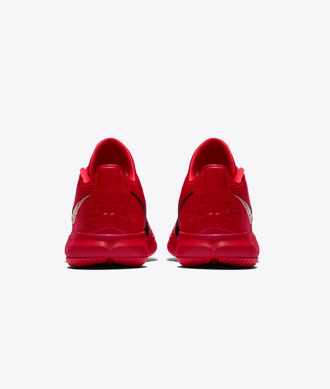 KYRIE FLYTRAP 'UNIVERSITY RED/METALLIC GOLD-BLACK'
