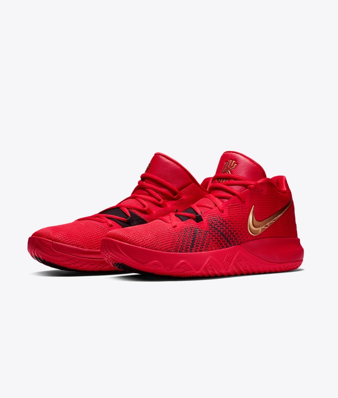 KYRIE FLYTRAP 'UNIVERSITY RED/METALLIC GOLD-BLACK'