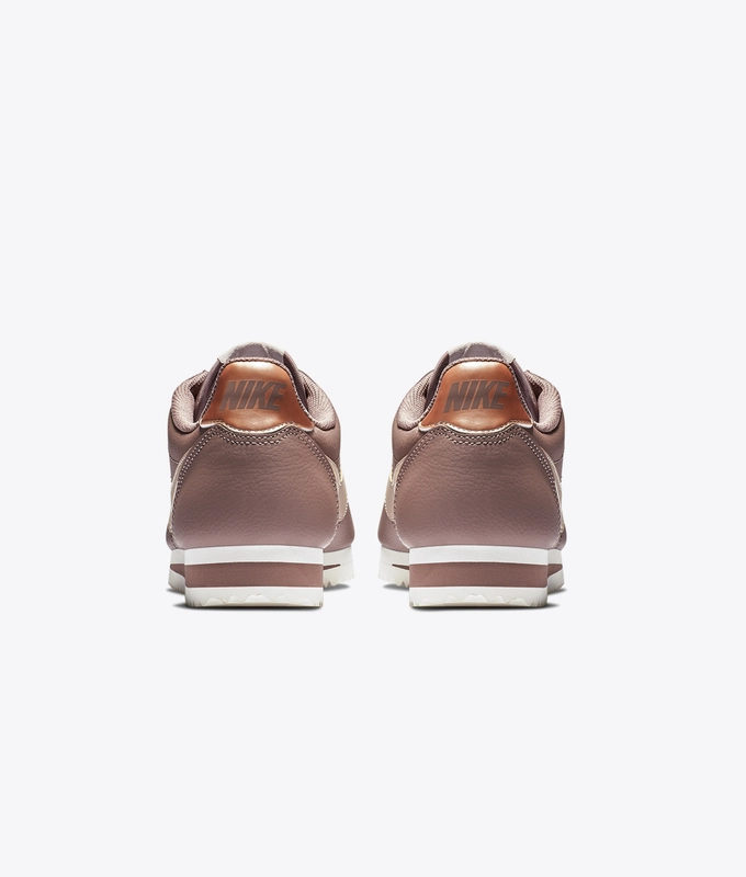 CLASSIC CORTEZ LEATHER 'SMOKEY MAUVE/PARTICLE BEIGE'