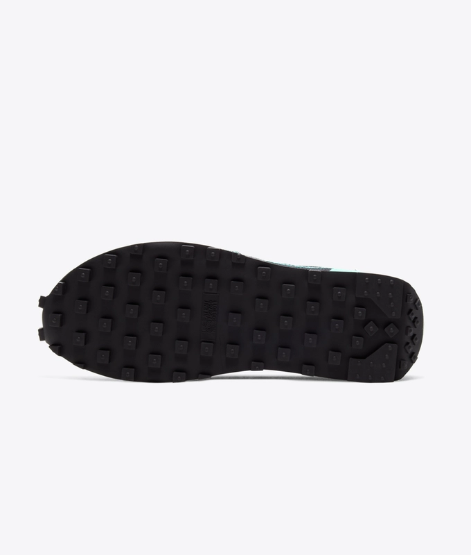 NIKE DBREAK-TYPE 'BLACK/MENTA-SUMMIT WHITE-ANTHRACITE'