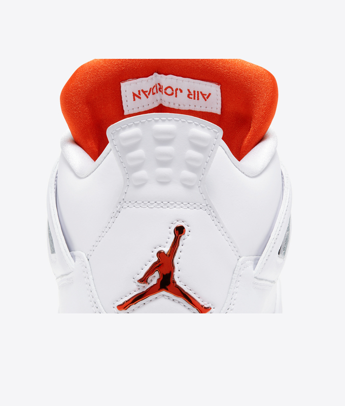 AIR JORDAN 4 RETRO SE 'WHITE/TEAM ORANGE-METALLIC SILVER'