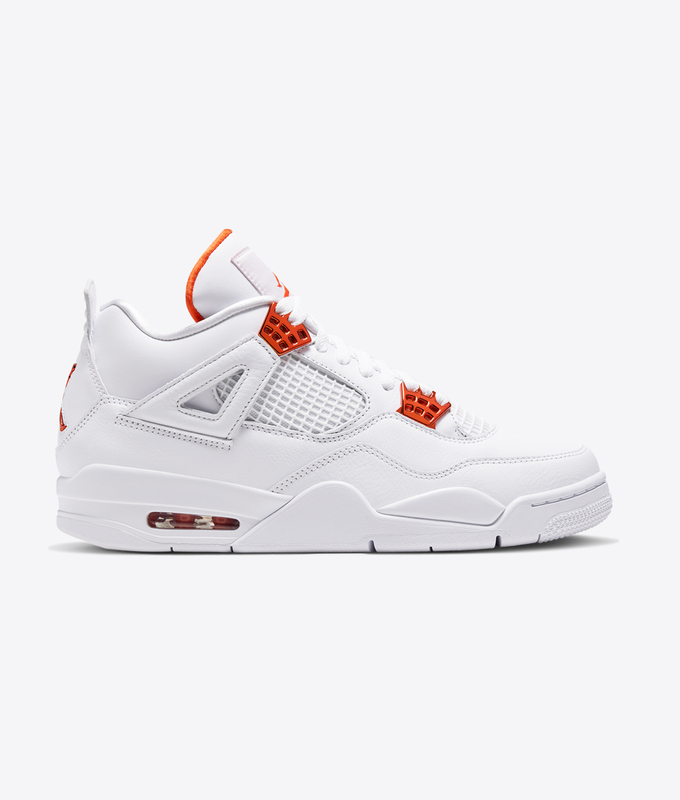 AIR JORDAN 4 RETRO SE 'WHITE/TEAM ORANGE-METALLIC SILVER'