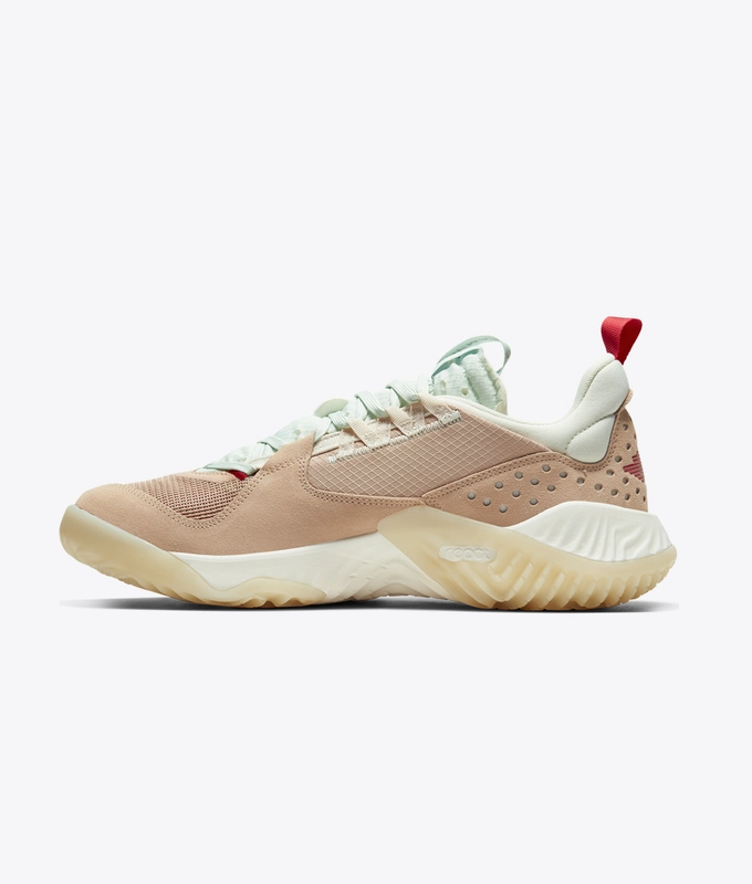 JORDAN DELTA 'VACHETTA TAN/GYM RED-JADE AURA'
