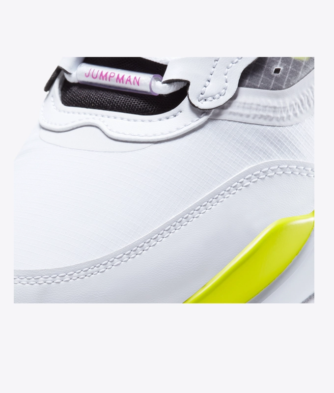 JORDAN MAX 200 'WHITE/BLACK-ACTIVE FUCHSIA-CYBER'