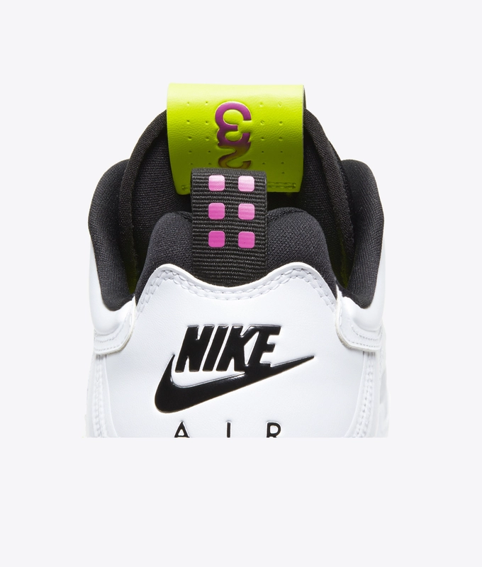 JORDAN MAX 200 'WHITE/BLACK-ACTIVE FUCHSIA-CYBER'